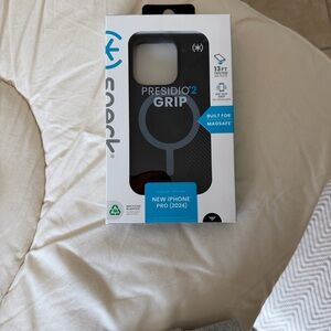 Speck Presidio2 Grip Black Case for iPhone Pro. New in box.